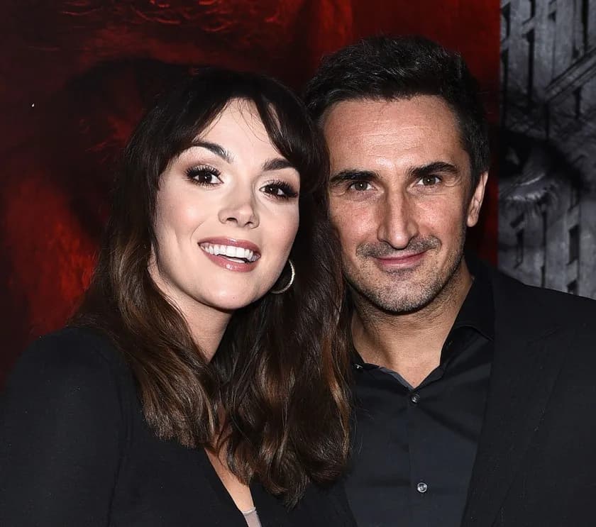 Z kim jest Sebastian Karpiel-Bułecka? Odkryj jego związek z Pauliną Krupińską