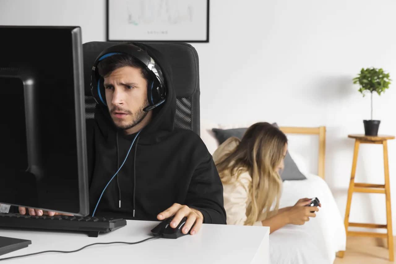 Dopamina na żądanie: Dlaczego nasz mózg woli nieprzewidywalne gry od seriali na Netflixie