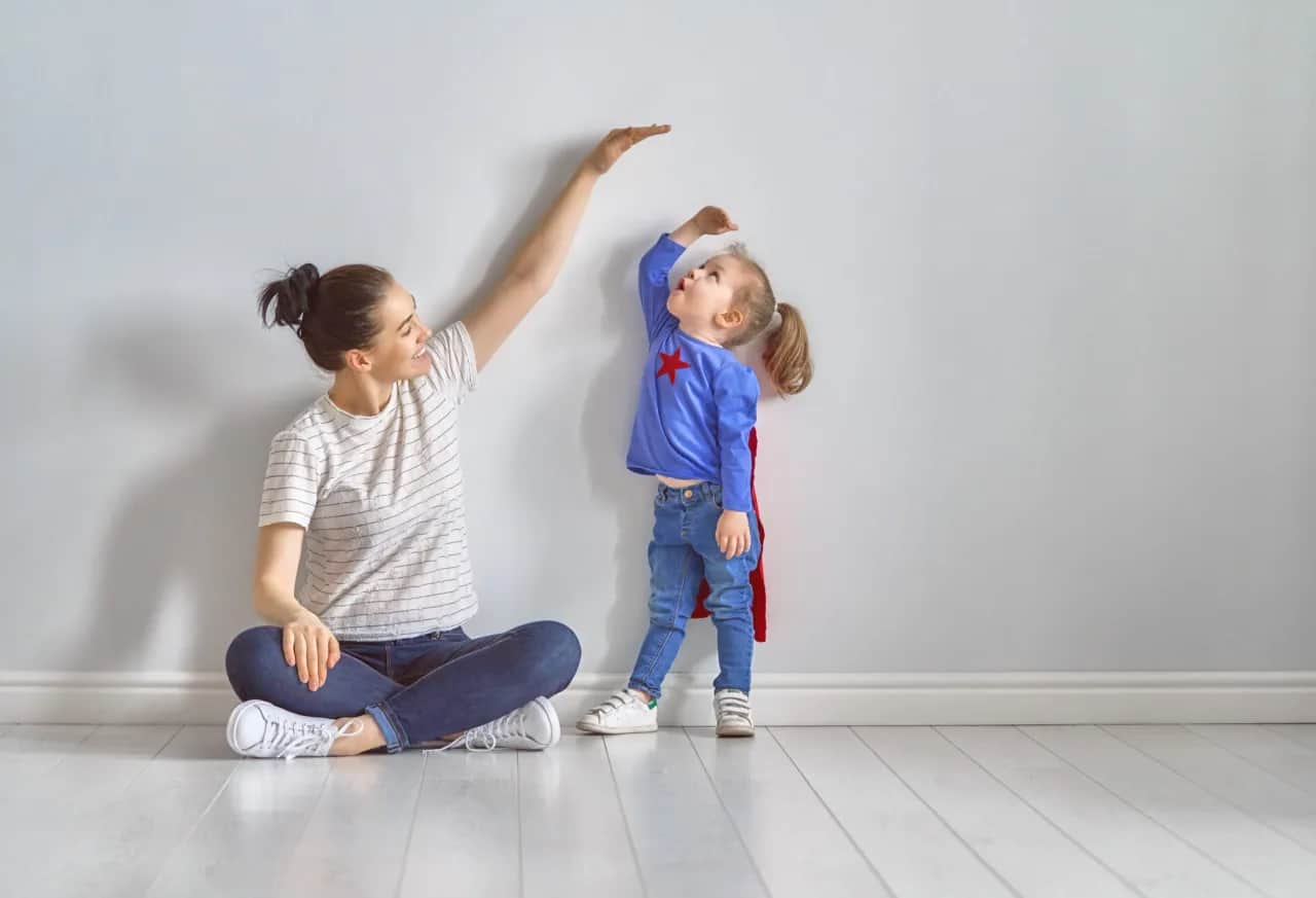 Ile lat ma duża dziewczynka? Zaskakujące fakty o wzroście dzieci