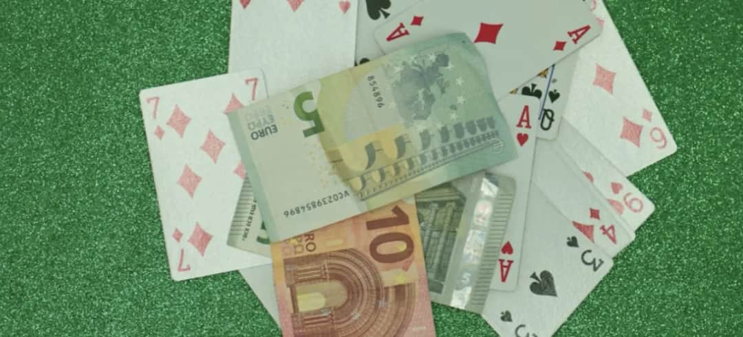 Jak mikrotransakcje wpływają na zachowania użytkowników na platformach cyfrowych